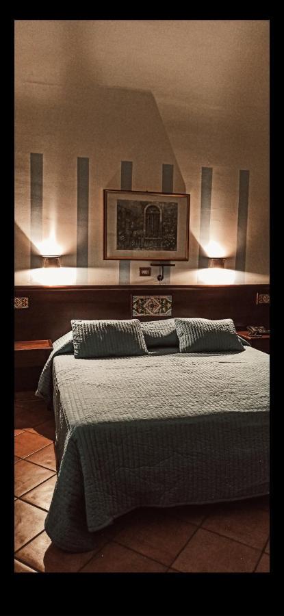 Plaza Hotel 3*